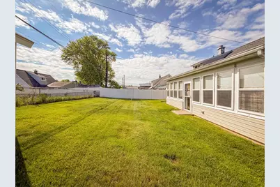 44 Cotton Road, Levittown, PA 19057 - Photo 32