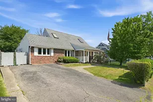 9 Violet, Levittown, PA 19057 - Photo 2