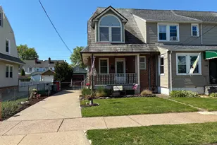 226 Jackson St, Bristol, PA 19007 - Photo 2