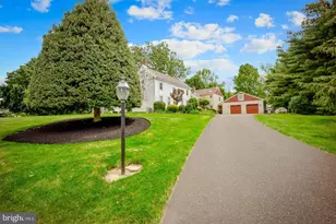 290 Foxcroft Dr, Warminster, PA 18974 - Photo 98