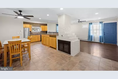 264 Goldenridge Drive, Levittown, PA 19057 - Photo 6