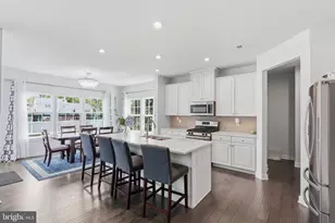 1054 Domino Ln, Warminster, PA 18974 - Photo 6