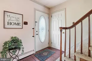 5986 Washington Ln, Bensalem, PA 19020 - Photo 4