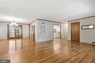 207 W Ferry Rd, Yardley, PA 19067 - Photo 6