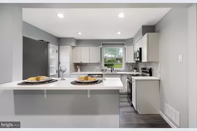 687 Bristol, Southampton, PA 18966 - Photo 12