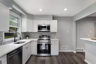 687 Bristol, Southampton, PA 18966 - Photo 14