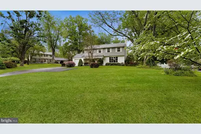 687 Bristol, Southampton, PA 18966 - Photo 4