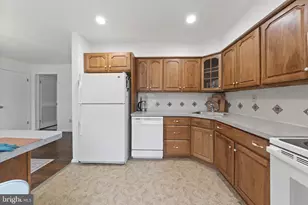 665 Elbow Ln, Warrington, PA 18976 - Photo 12