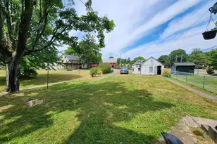 N Hellertown Ave, Quakertown, PA 18951 - Photo 14