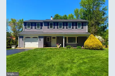 304 W Highland Avenue, Langhorne, PA 19047 - Photo 2