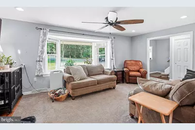 304 W Highland Avenue, Langhorne, PA 19047 - Photo 10