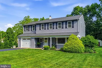 304 W Highland Avenue, Langhorne, PA 19047 - Photo 2