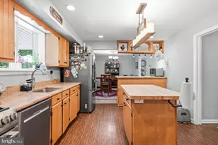 304 W Highland Ave, Langhorne, PA 19047 - Photo 16