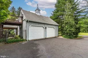 5780 Village Ln, Doylestown, PA 18902 - Photo 28