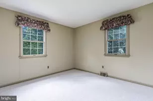 5780 Village Ln, Doylestown, PA 18902 - Photo 24