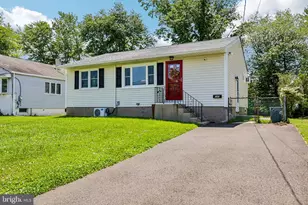 540 Olive St, Warminster, PA 18974 - Photo 1