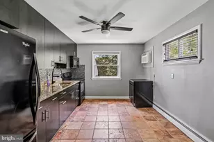 540 Olive St, Warminster, PA 18974 - Photo 10