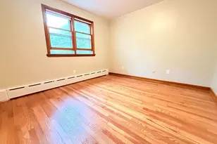2392 E Ave, Levittown, PA 19056 - Photo 6