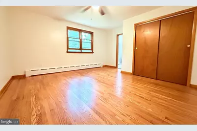 2392 E Avenue, Levittown, PA 19056 - Photo 10