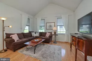 17 Black Eyed Susan Rd, Langhorne, PA 19047 - Photo 8