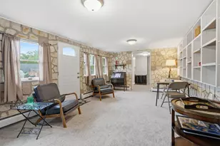 22 Inbrook Rd, Levittown, PA 19057 - Photo 10