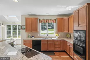 3684 Powder Horn Dr, Furlong, PA 18925 - Photo 16
