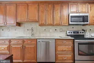 326 Tall Meadow Ln, Yardley, PA 19067 - Photo 6