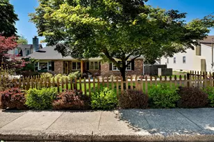 149 Selner Ln, Doylestown, PA 18901 - Photo 2
