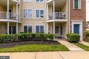 286 Juanita Ct, Levittown, PA 19057 - Photo 2