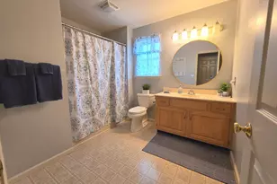 1021 Bartram Ln, Quakertown, PA 18951 - Photo 14