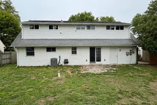 71 Kingapple Ln, Levittown, PA 19055 - Photo 32