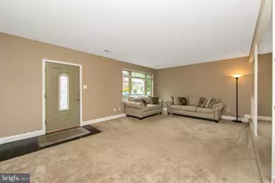 1109 Sheffield Ct, Bensalem, PA 19020 - Photo 8