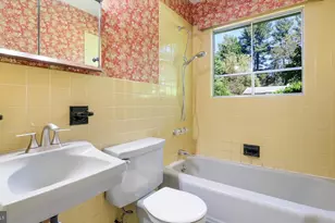 52 Cedar Dr, Doylestown, PA 18901 - Photo 12