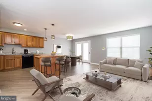 910 Vine St, Perkasie, PA 18944 - Photo 10