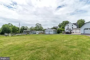 910 Vine St, Perkasie, PA 18944 - Photo 54