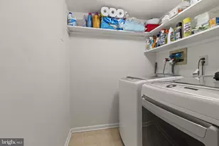 1563 Applewood Cir, Yardley, PA 19067 - Photo 18