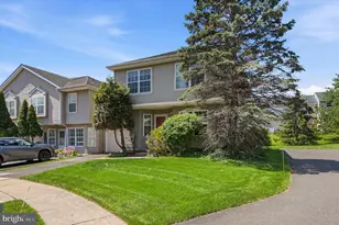 157 Beckys Cor, Chalfont, PA 18914 - Photo 2