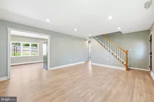 17 Cloister Rd, Levittown, PA 19057 - Photo 4