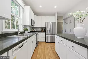 19 Black Eyed Susan Rd, Langhorne, PA 19047 - Photo 8