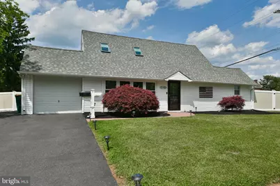 2 Jollybrook Road, Levittown, PA 19056 - Photo 2