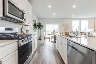 531 Trolley Ln, Sellersville, PA 18960 - Photo 8