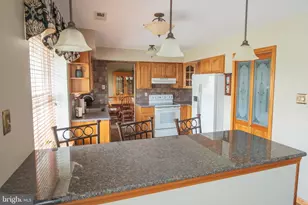 405 Waldon Rd, Langhorne, PA 19047 - Photo 8