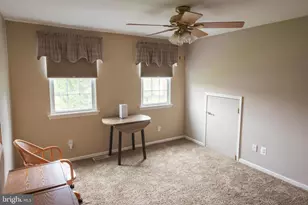 405 Waldon Rd, Langhorne, PA 19047 - Photo 38