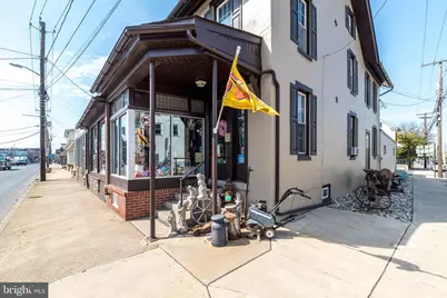 141 E Broad Street, Quakertown, PA 18951 - Photo 2