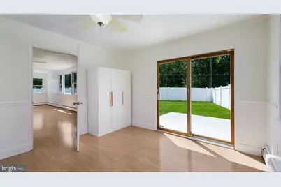 7 Indian Creek Drive, Levittown, PA 19057 - Photo 16