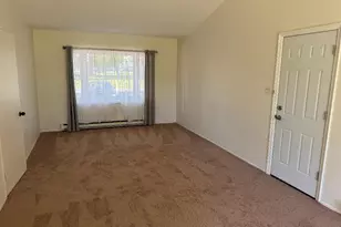 127 Oaktree Dr, Levittown, PA 19055 - Photo 10