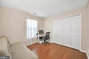 906 Julian Dr W, Warwick, PA 18974 - Photo 10