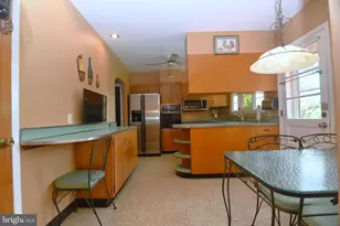 800 Bluebell Rd, Warminster, PA 18974 - Photo 10