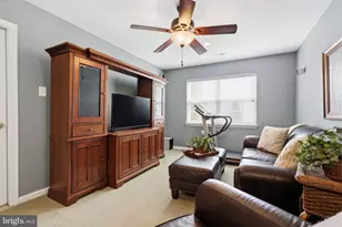 28 Bluebonnet Rd, Langhorne, PA 19047 - Photo 30