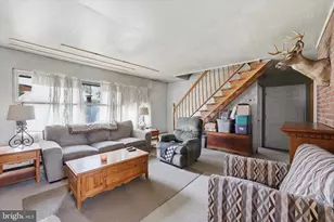 59 Coral Ln, Levittown, PA 19055 - Photo 2